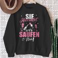 Sie Heiratet Wir Saufen Nur Junggesellenabschied Sweatshirt Geschenke für alte Frauen