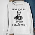 Hipster Abe Lincoln Vintage Style DistressedSweatshirt Gifts for Old Women