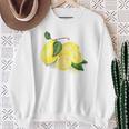 Watercolour Picture On Lemon Sweatshirt Geschenke für alte Frauen