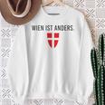 Wien Ist Anders Insider Viennese Slogan Schmäh Sweatshirt Geschenke für alte Frauen