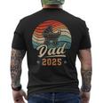 Dad 2025 Baby Ankündigung Frischgebackener Papa T-Shirt mit Rückendruck