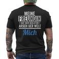 Meine Freundin Hat Den Geilsten Arsch Der Welt Mich T-Shirt mit Rückendruck