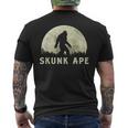 Skunk Ape Bigfoot Moon Silhouette Retro Believe Men's T-shirt Back Print