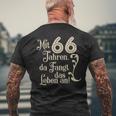 66 Birthday With 66 Years Da Fangt Das Leben An T-Shirt mit Rückendruck Geschenke für alte Männer