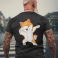 Dabbing Akita Inu T-Shirt mit Rückendruck Geschenke für alte Männer