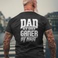 Gamer Dad Fathers Day Video Computer Games Idea Mens Back Print T-shirt Gifts for Old Men