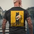 Katze Hält Goldfischglas-Kunstdesign T-Shirt mit Rückendruck Geschenke für alte Männer