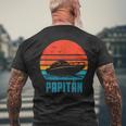 Papitän Motorboot Bootsführerscheinatertag Papa Kapitän T-Shirt mit Rückendruck Geschenke für alte Männer