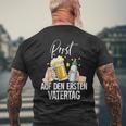 Prost Auf Den Erstenatertag T-Shirt mit Rückendruck Geschenke für alte Männer