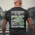 Sauerland Schwarzes Kurzärmliges Herren-T-Kurzärmliges Herren-T-Shirt - Niemals mit Einem Sauerländer Anlegen Geschenke für alte Männer