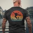 Skaters Having Fun Retro Sunset Skateboard N Skater T-Shirt mit Rückendruck Geschenke für alte Männer