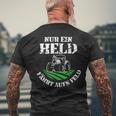 Vintage Farmers Nur Ein Held Fahrt Auf An Feld T-Shirt mit Rückendruck Geschenke für alte Männer
