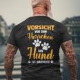 Vorsichtor Dem Herrchen Der Hund Ist Harmlos T-Shirt mit Rückendruck Geschenke für alte Männer