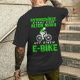 Älterer Mann mit E-Bike Schwarzes Kurzärmliges Herren-T-Kurzärmliges Herren-T-Shirt, Radfahrer Motiv Geschenke für Ihn