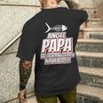 Angel Angler Papa Spruch Wie Ein Normaler Papa Nur Cooler T-Shirt mit Rückendruck Geschenke für Ihn