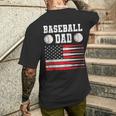 Baseball Schlagbohrer Ausrüstung Papa Usa Flagge Softball T-Shirt mit Rückendruck Geschenke für Ihn