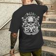 Bulls Eye & Skull Retro Dartboard 180 Dart T-Shirt mit Rückendruck Geschenke für Ihn