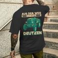 Deutz Bauer Aus Dem Weg Ich Muss Deutzen Tractor T-Shirt mit Rückendruck Geschenke für Ihn