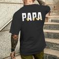 Papa Mit Seinen Küken Geschenkatertag Ankündigung Baby T-Shirt mit Rückendruck Geschenke für Ihn