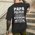 Papa Wir Habenersucht Das Beste Geschenk Zu Finden T-Shirt mit Rückendruck Geschenke für Ihn