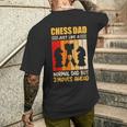 Schach Spielender Vater Schachmeister T-Shirt mit Rückendruck Geschenke für Ihn