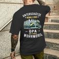 Unterschätze Niemal Einen Opa Mit Einen Campervan Rentner T-Shirt mit Rückendruck Geschenke für Ihn