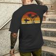 Vintage Sun Surfing For Surfers And Surfers T-Shirt mit Rückendruck Geschenke für Ihn