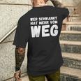 Wer Schwankt Hat Mehrom Weg T-Shirt mit Rückendruck Geschenke für Ihn