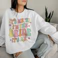 Retro Groovy It's Me Hi I'm The Bride Bride To Be Women Sweatshirt Gifts for Her