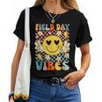 Field Day Vibes Fun Day Groovy Retro Field Trip Boys Girls Women T-shirt