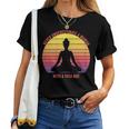 Never Underestimate A Woman With A Yoga Mat Retro Vintage Women T-shirt