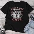 Just A Girl Who Loves Cats Girls Cat Lovers Women T-shirt Funny Gifts