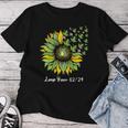 Leap Year Flying Frogs Sunflower Feb 29 2024 Women T-shirt Funny Gifts