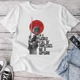 En Un Mundo Lleno De Princesas Ser Un Samurai Japonesa Camiseta de mujer Regalos divertidos