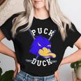 Puck Duck Hockey Sobre Hielo Palos Jugar Hockey Sobre Hielo Deporte En Equipo Camiseta de mujer Regalos para ella