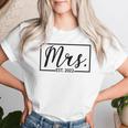 Mrs Est 2022 Married Wedding Wife Husband Mr Matching Women T-shirt Gifts for Her
