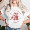 Vanille Cupcake Mit Erdbeeren Auf Dem Rücken T-shirt Frauen Geschenke für Sie