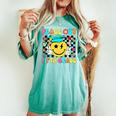 Peace Out Fifth Grade Cute Groovy Last Day Of 5Th Grade Women's Oversized Comfort T-shirt Chalky Mint