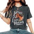 Just A Girl Who Loves Horses Horse Women's Oversized Comfort T-Shirt Pepper