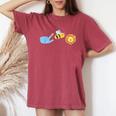 Hose Bee Lion Graphic Animal Women's Oversized Comfort T-Shirt Crimson