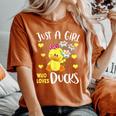 Just A Girl Who Loves Ducks Lovers Outfits Kawaii Animals Women's Oversized Comfort T-Shirt Crimson