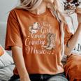 This Girl Loves Country Music Women's Oversized Comfort T-Shirt Yam