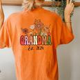 Flowers Groovy Retro Grandma Est 2024 Grandma To Be Women's Oversized Comfort T-Shirt Back Print Yam