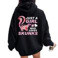Just A Girl Who Loves Skunks Vintage Retro Skunk Women Oversized Hoodie Back Print Black