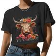 Cute Animal Cow Baby Highland Cow With Flowers Calf Women Women Cropped T-shirt