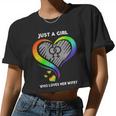 Just A Girl Who Loves Her Wifey Lgbt Women Cropped T-shirt