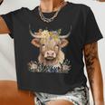 Cute Baby Highland Cow With Flowers Calf Animal Cow Women Women Cropped T-shirt