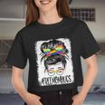 Bleached Free Mom Hugs Messy Bun Lgbt Pride Rainbow Women Cropped T-shirt