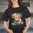 Cute Baby Highland Cow With Flowers Calf Animal Cow Women Women Cropped T-shirt