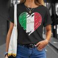 Bandera Italiana Con Diseño De Corazón Con Texto En Inglés Proud To Be Italian I Love Ital Camiseta unisex Regalos para ella